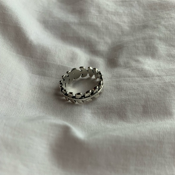 🌿silver leaves ring🌿 - Picture 2 of 2
